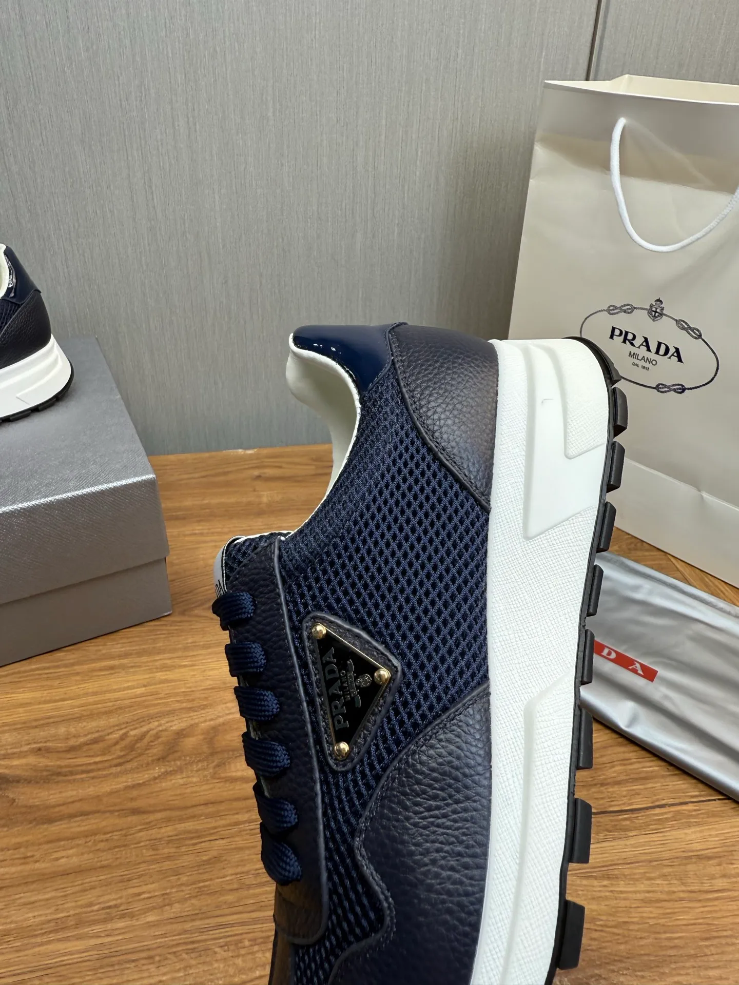 Men's shoes 💰560💰 [PRADA] Men's shoes are popular in the counter, official website is synchronized, 1 high-quality shipment ✔️Original cowhide mesh + cowhide lining, 1🆚1 replica, original sole, 38-45 (45 customized, non-refundable)